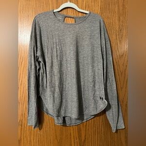 Underarmour long sleeve top